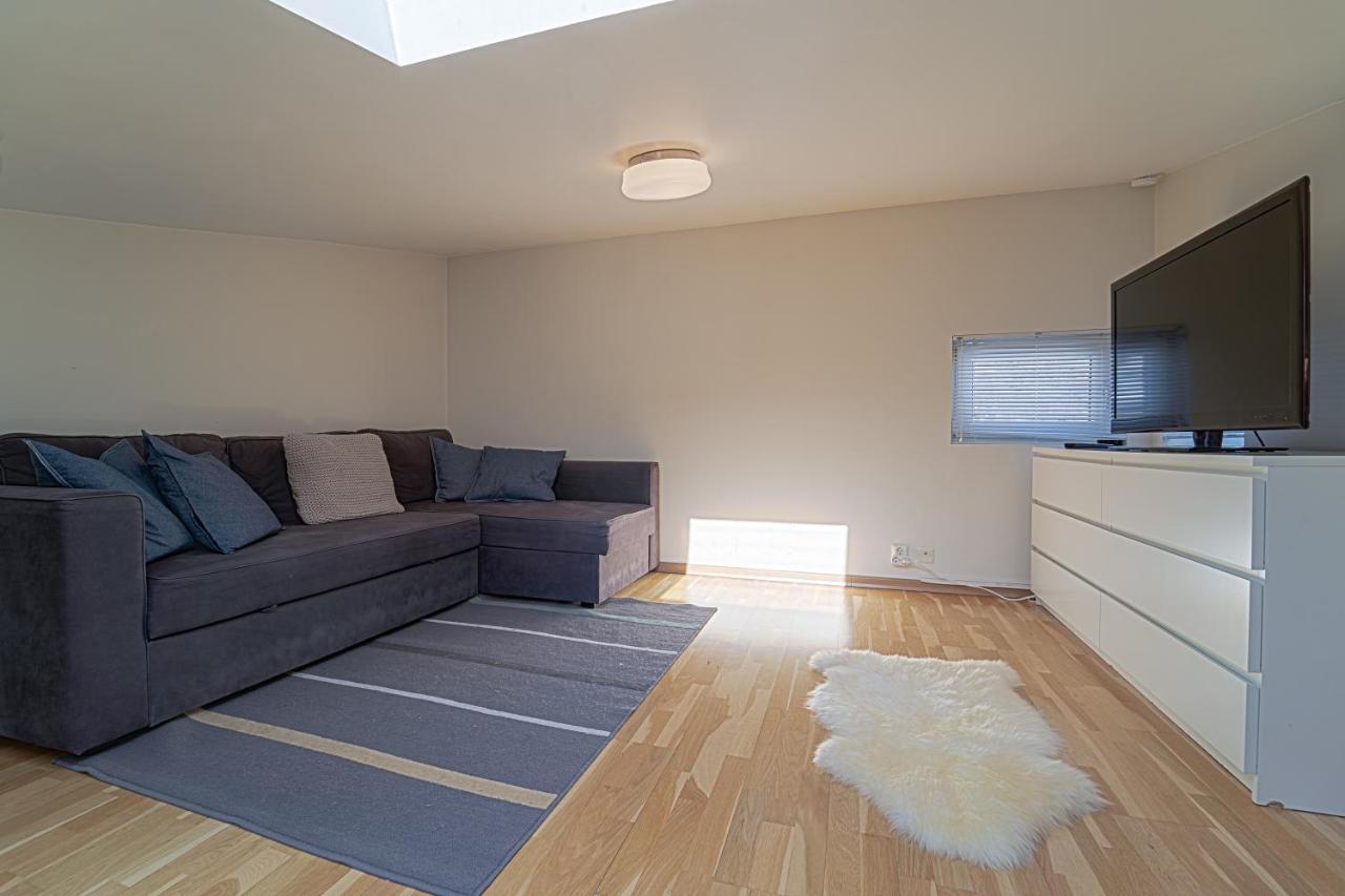 Three-Bedroom Apartment Tjorhom Extérieur photo